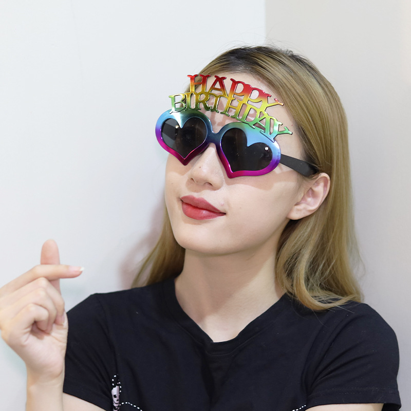 Lentes Decorativos de Cumpleaños con Corazón Plástico ABS Decorativo para Fiesta de Cumpleaños y Fotos image 3