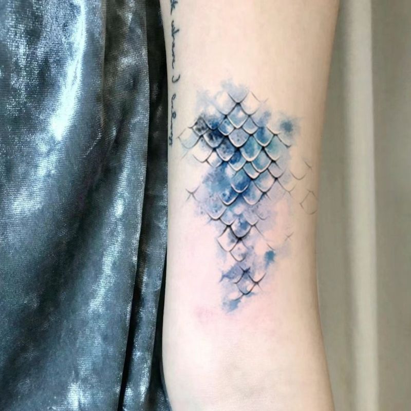 人鱼姬 浪漫氛围感海浪渐变蓝色鳞片遮疤美体度假纹身贴纸
