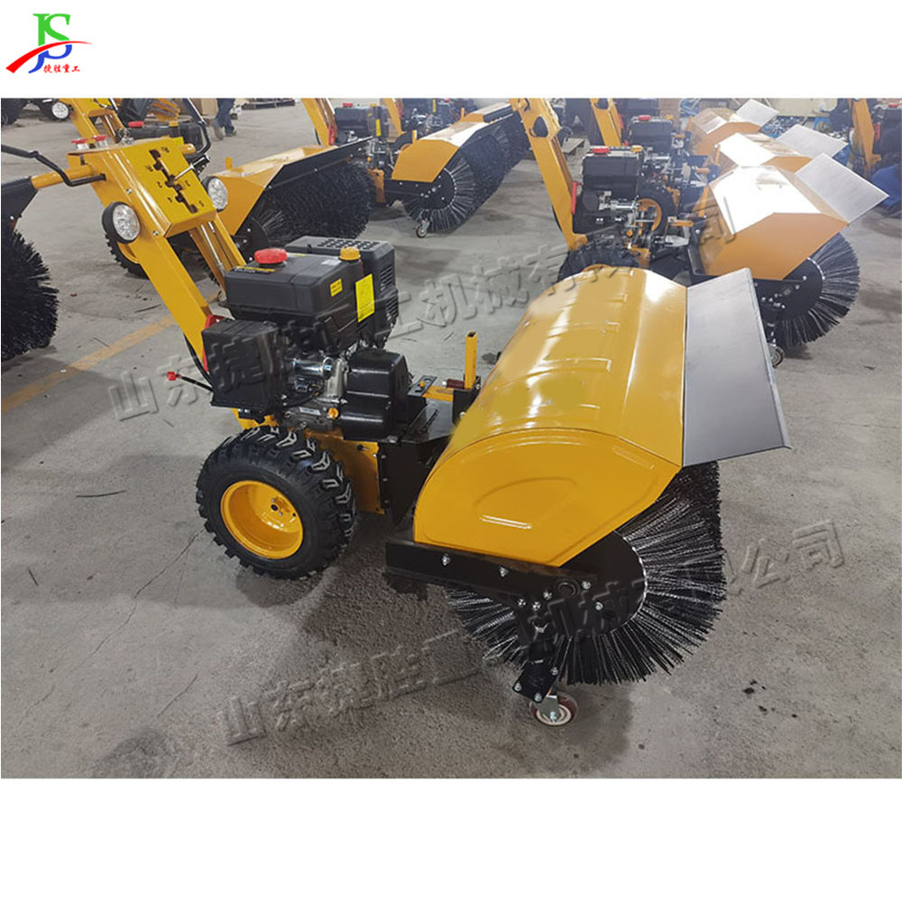 Propiedad doméstica de la comunidad invernadero limpiador de nieve pequeño empujador de nieve de gasolina cepillo rodante limpiador de nieve