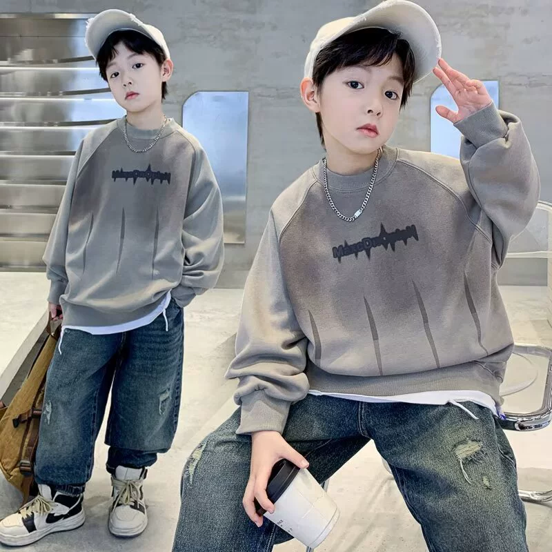 Весенняя и осенняя модель мальчика постепенно становится классной и красивой, свободный, круглый воротник