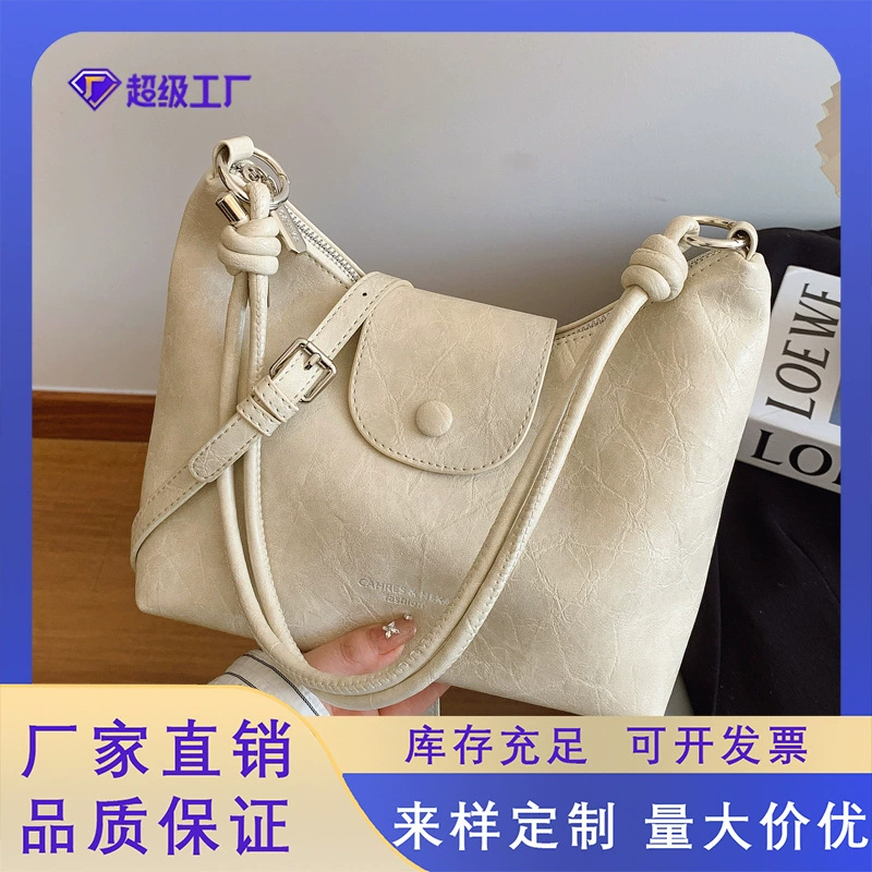 Нишевой дизайн 2025 новый весенний тренд повседневная иностранная маленькая квадратная сумка модная простая женская сумка на одно плечо