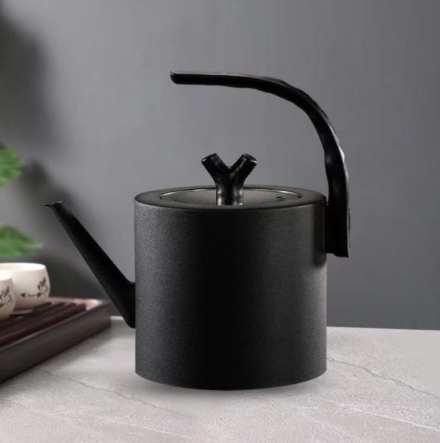 필터가 없는 검은색 반 리프트 울라 냄비