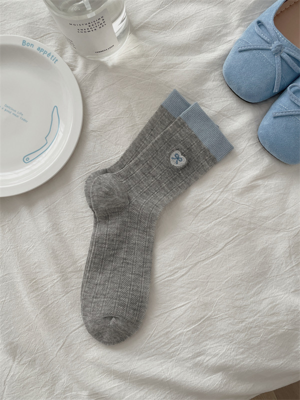 다크 그레이(자수)