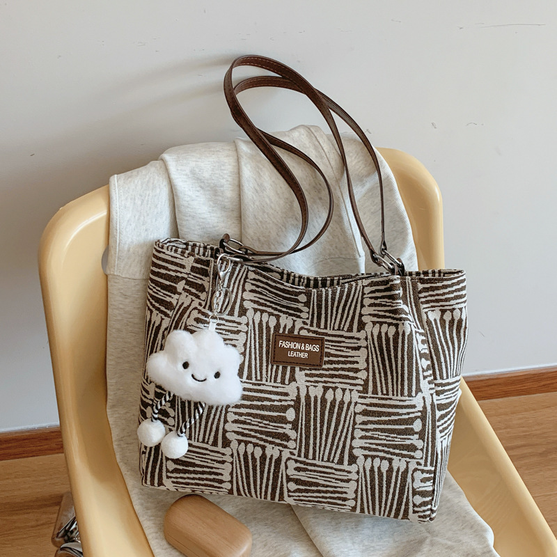 Bolsas casuales para mujeres 2024 nuevo tipo de clase bolsa de viaje bolsa de hombro de moda de otoño y invierno bolsa de gran capacidad