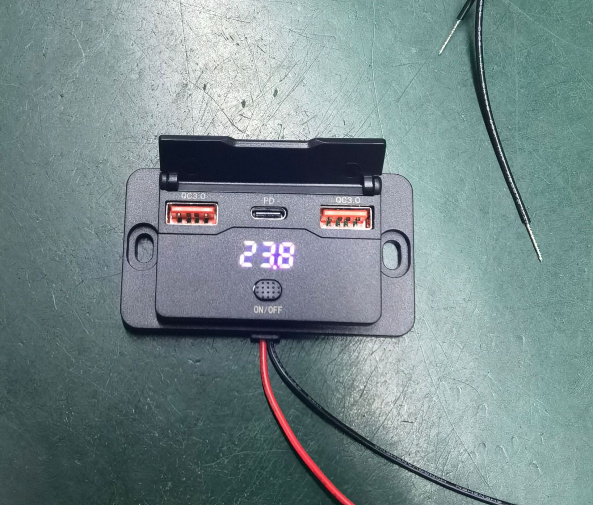 G25 three-port pd+qc3.0+qc3.0