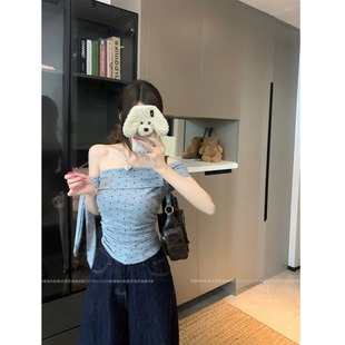 2025���ļ��¿������@�ݰٴ������nϵ�r���OӋ�в��cһ�ּ�T��Ů