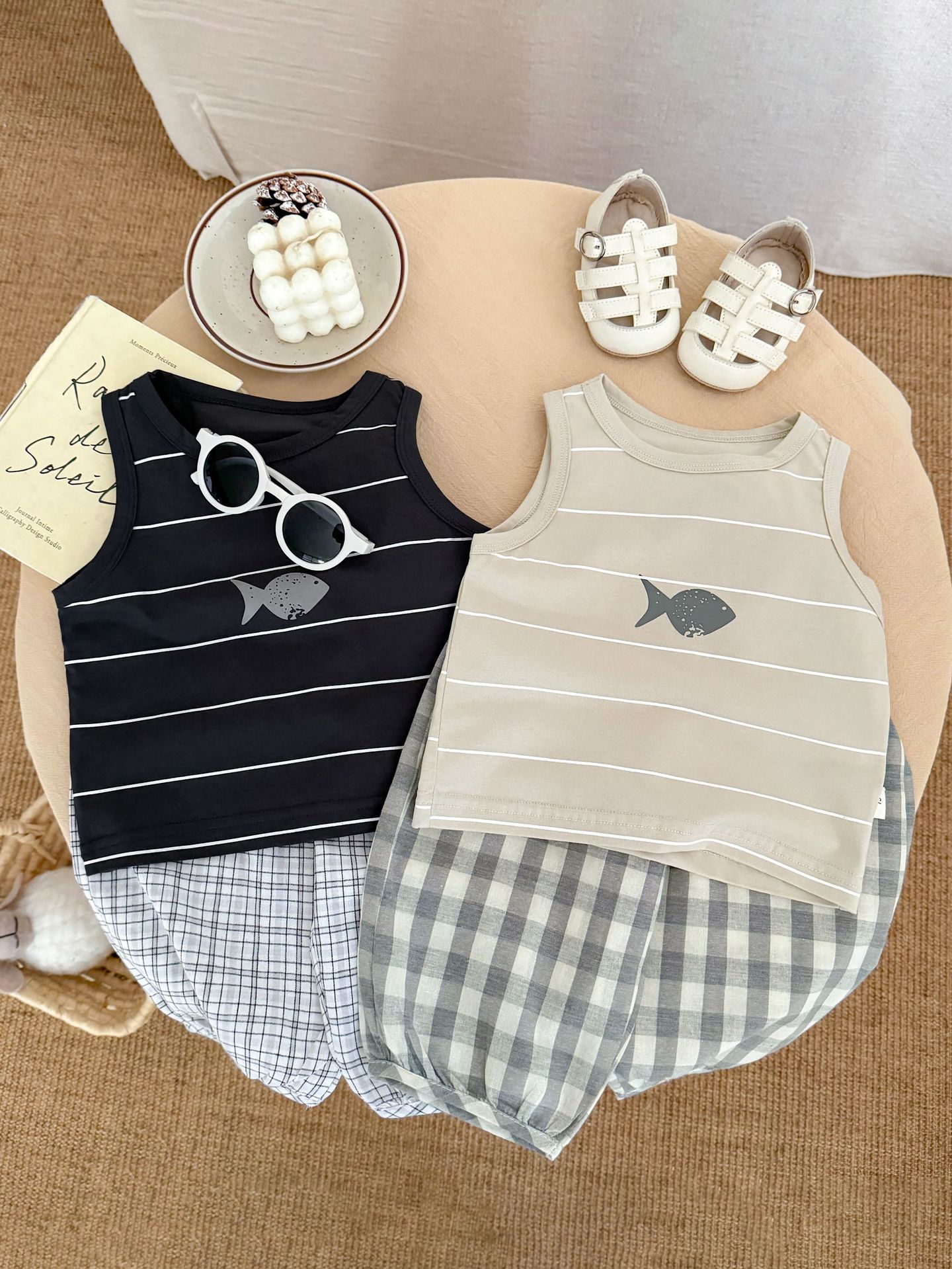 Chaleco a rayas para niños 2025 verano nueva ropa de bebé chaqueta delgada sin mangas casual para bebés camiseta fresca