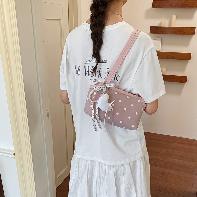 Corea del Sur Xiaozhong Bo puntos bolsos debajo de las axilas mujeres 2026 nueva moda versátil bolsos de hombro de viaje bolsos de mano de alto valor
