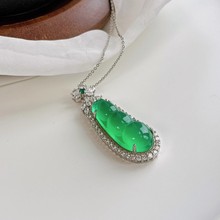 起光绿玉髓吊坠 冰透水润起光 玻璃体大豆子项坠配链子送妈妈