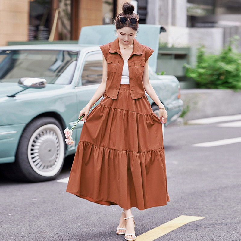 Summer elegant fashionable skirt