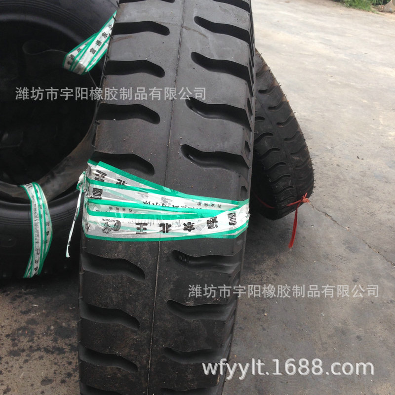 10.00-20斜交尼龙胎   羊角花纹  卡车货车轮胎
