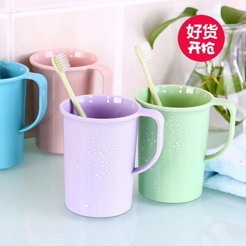 Z taza de enjuague bucal simple con mango taza de cepillo de dientes taza de lavado de pareja creativa Corea del Sur taza de cepillo de dientes de plástico portátil taza de cepillo de dientes