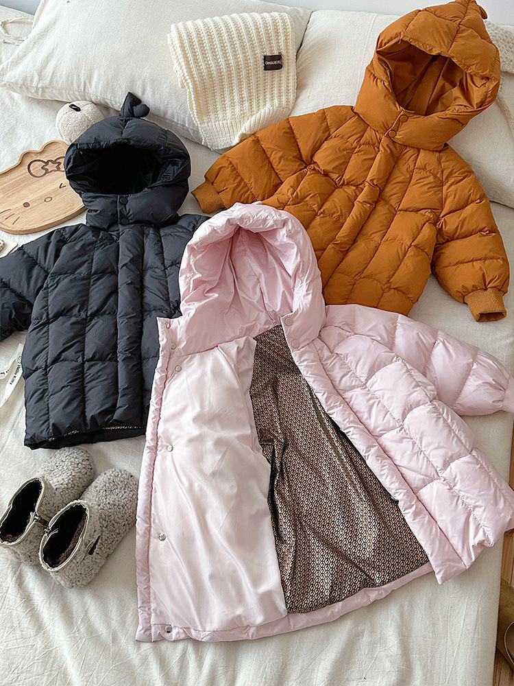 [en stock] chaqueta de plumón para niños 2025 invierno nuevo estilo de niñas grueso ropa cálida chaqueta blanca de plumón media larga
