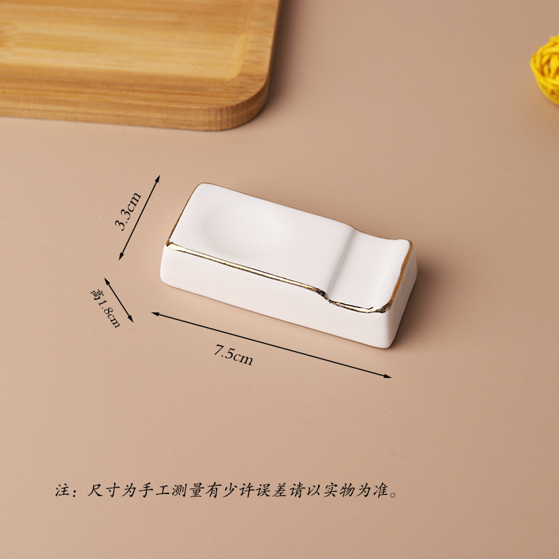 프놈펜 왕조 젓가락 꽂이