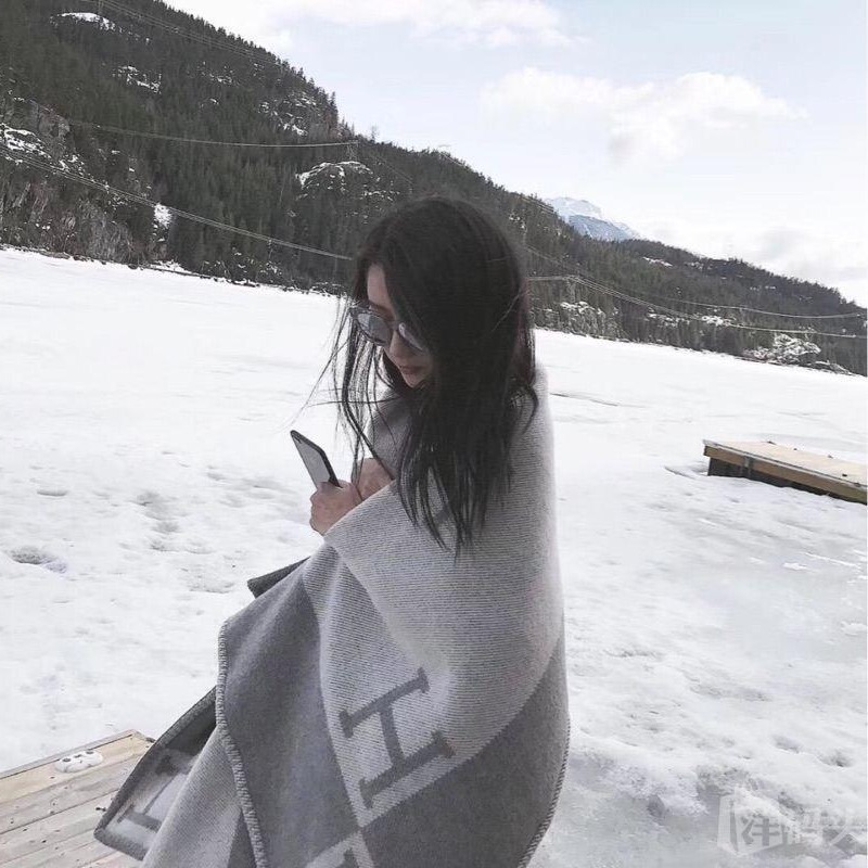 Gift woven striped H shawl Little Times Palace Ming Guli same style flying blanket airplane blanket thick wool blanket