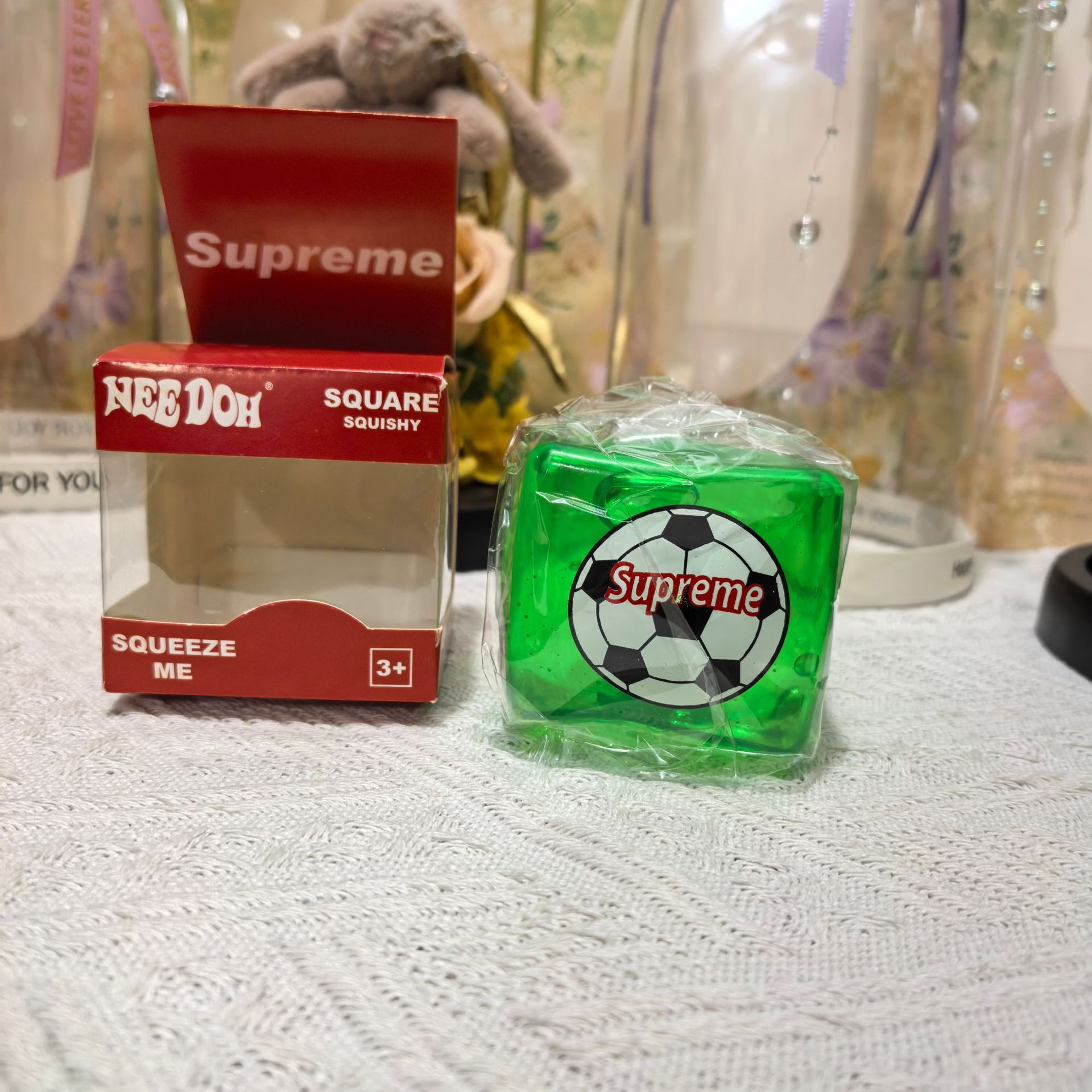 Hielo de fútbol de maltosa verde (logo)