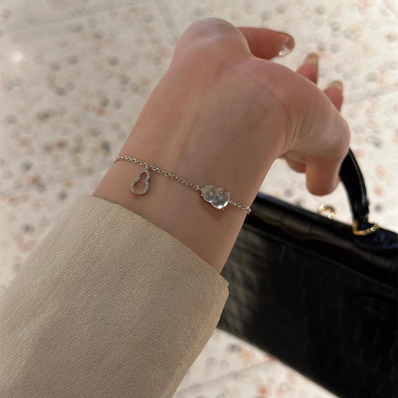 Original design oriental daughter ice transparent gourd bracelet light luxury niche sweet national style design high-grade jewelry for women