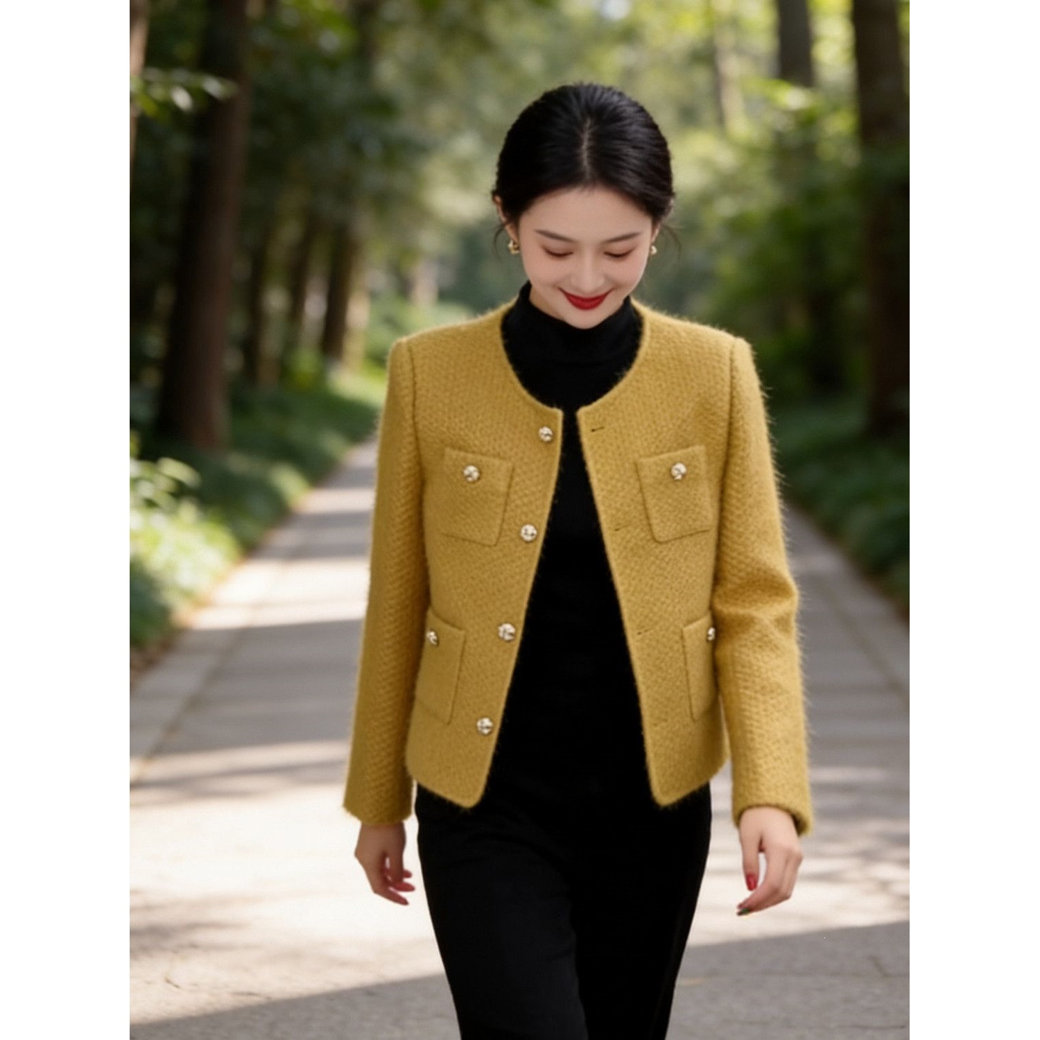 新款气质名媛减龄显瘦黄色小香风外套女2026秋季爆款简约高档优雅