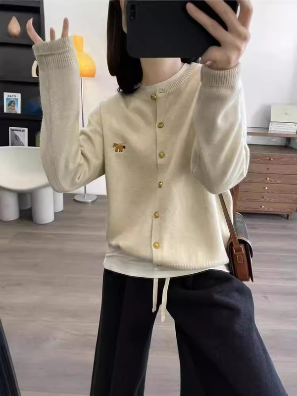美丽诺羊毛针织开衫女宽松刺绣小马针织毛衣套头圆领外套宽松遮肉|undefined