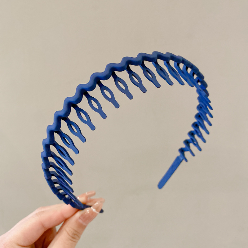 Simple acabado de cabello roto artefacto de gran onda 2024 nuevo tipo con dientes antideslizante temperamento de alto cráneo fijación de cabeza