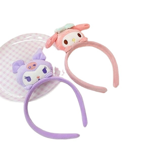 Three dimensional headband