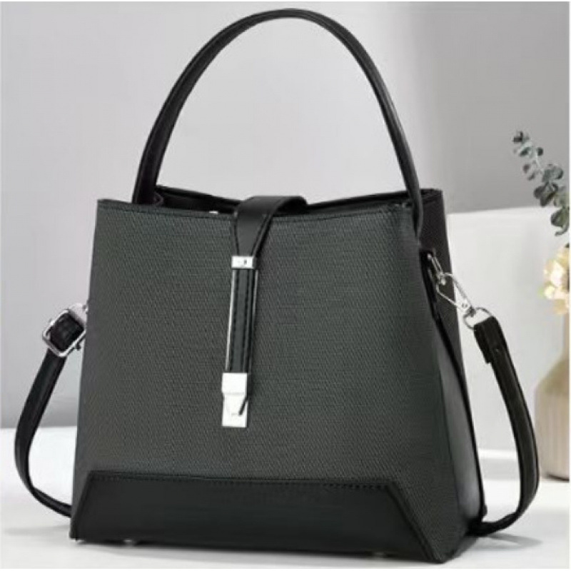2025 bolsas de balde de agua bolsas de mano texturas coreanas bolsas de hombro inclinadas fabricantes de moda de mujeres bolsas de comercio exterior bolsas de mujeres image 8