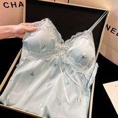 ハイエンドの高級蝶プリントアイスシルクサスペンダーナイトガウン女性のための 2025 新しい夏痩身パジャマホームウェアトレンド