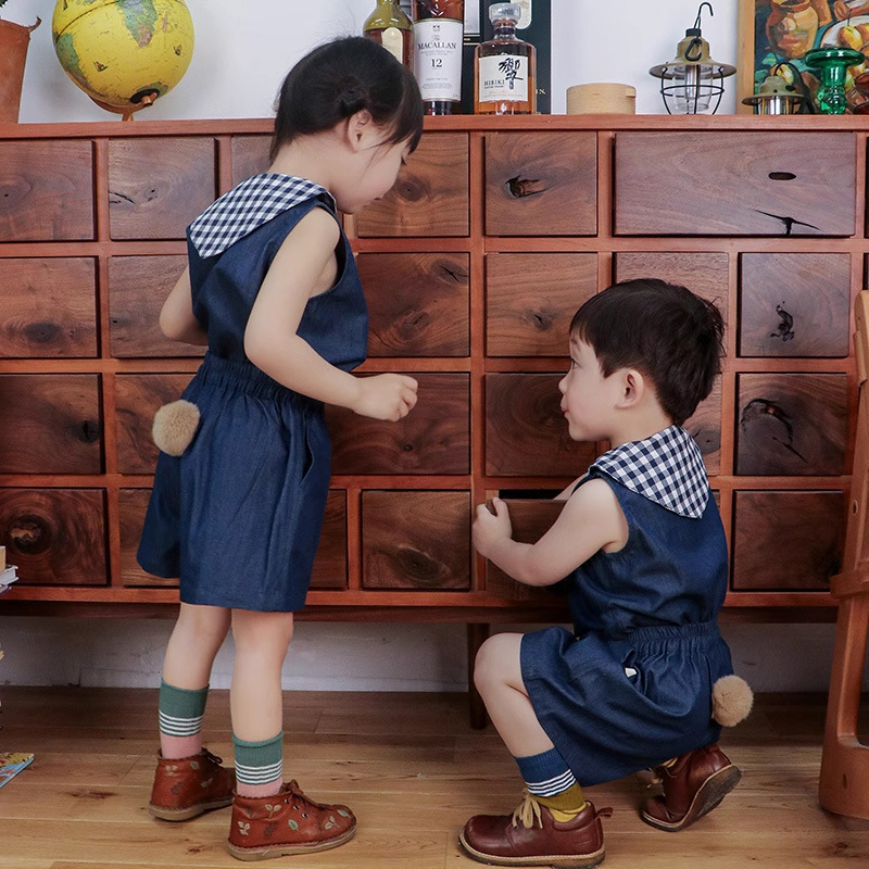 2026 New Summer Style Navy Collar Rabbit Tail Lightweight Denim Suit for Boys and Girls, Sleeveless Top and Shorts, Home Wear