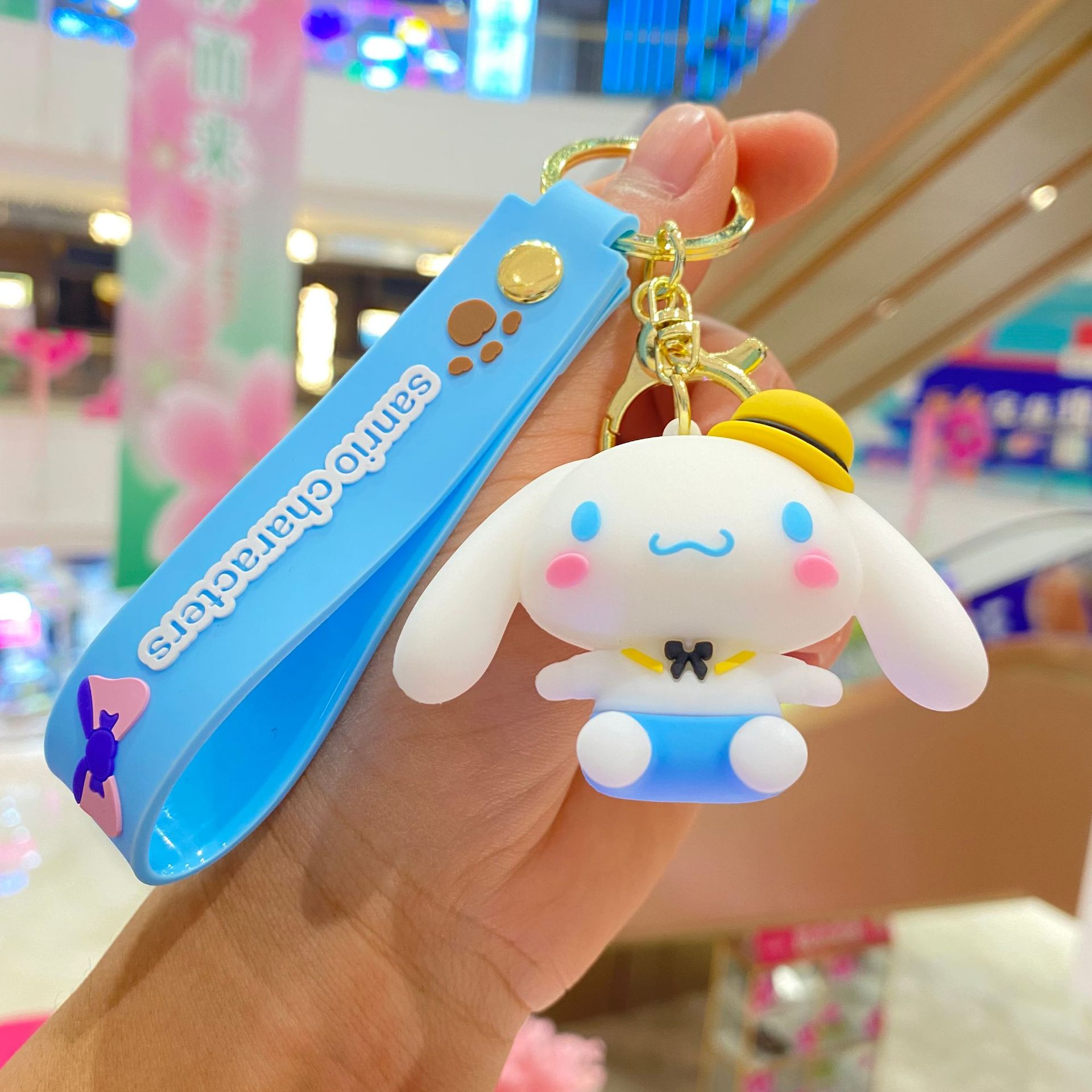 Nuevo Sanrio coolomi llavero niñas mochila colgante sentado belleza muñeca colgante llavero
