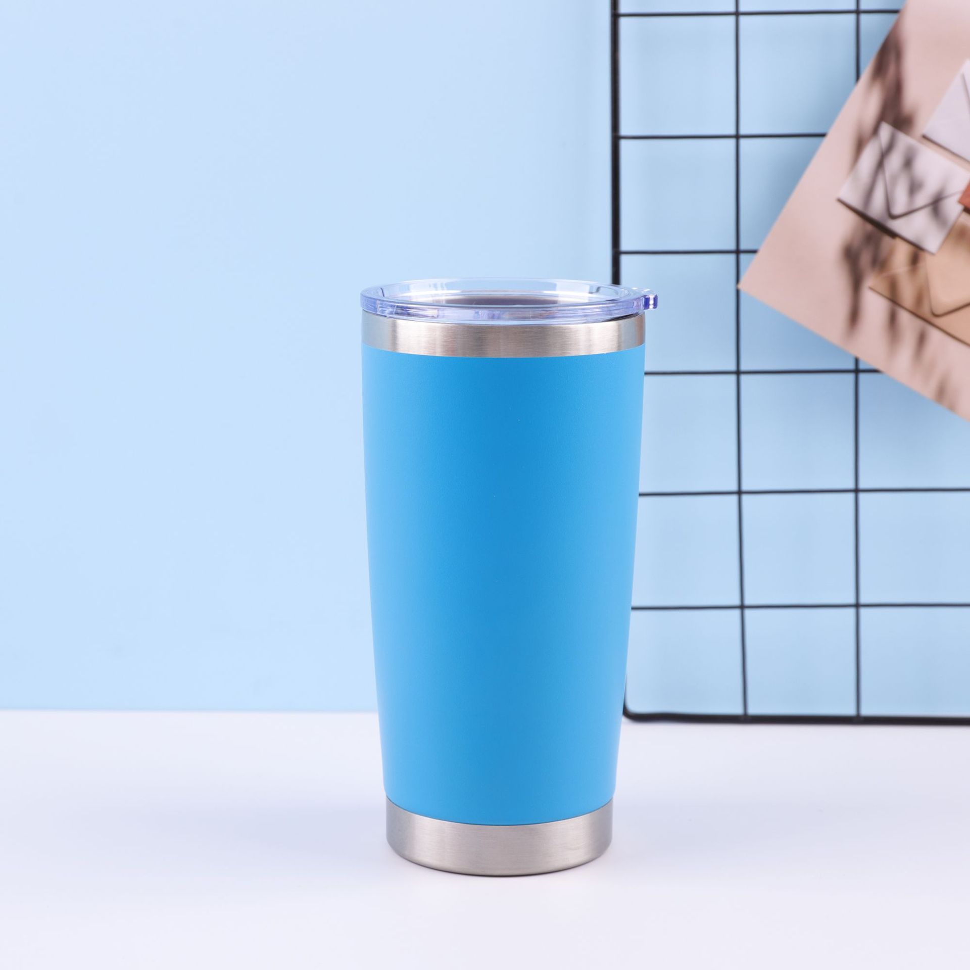 Transfronterizo caliente 20oz aerosol de plástico Taza de coche calentador de hielo de mantenimiento en frío Taza de coche 304 de vacío de acero inoxidable taza de vacío de doble capa
