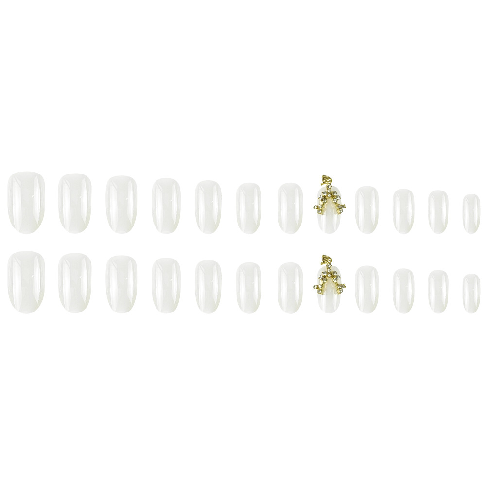 Blanco leche de color sólido perforación para usar uñas de alta calidad, exquisita y lujosa manicure 24 piezas de parche de uñas terminado