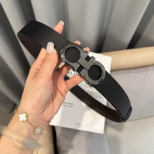 Black lychee pattern black buckle