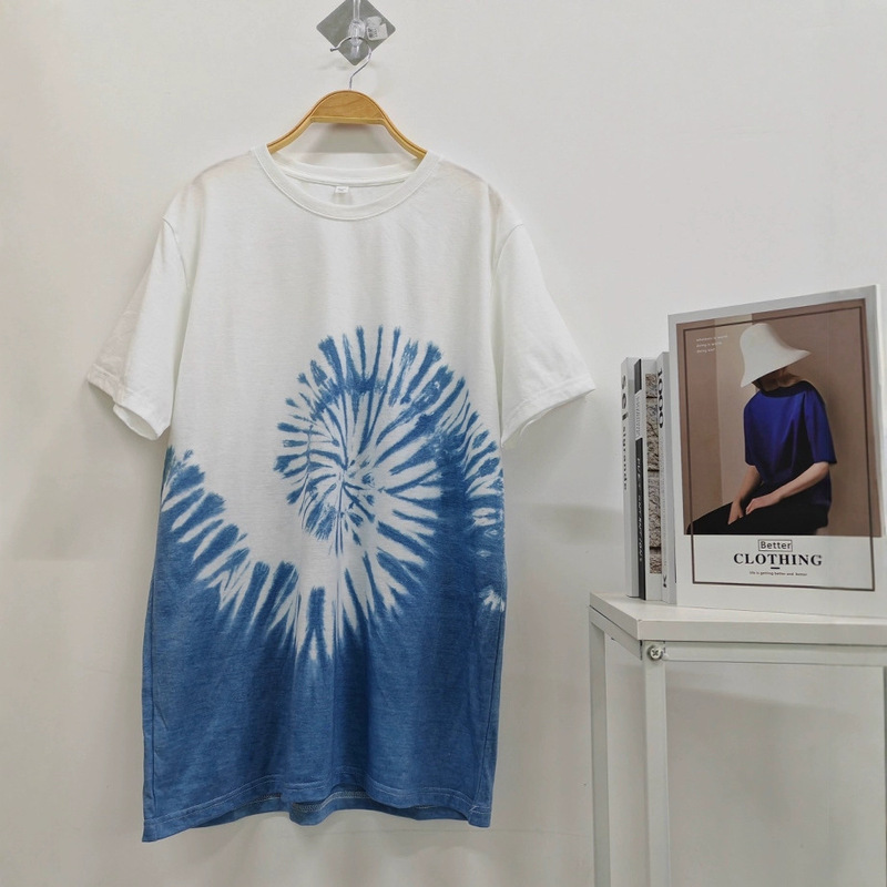Spring and Summer New Pullover Crew Neck Short-Sleeve Plant-Dyed Blue Tie-Dye T-Shirt Handmade Yunnan Tie-Dye Unisex Spring and Summer New Pullover Crew Neck Short-Sleeve Plant-Dyed Blue Tie-Dye T-Shirt Handmade Yunnan Tie-Dye Unisex