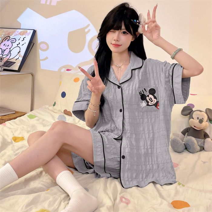 Pijama de algodón burbuja mujer verano nuevo estilo rebeca de solapa pantalones cortos de manga corta niña dulce dibujos animados lindo servicio a domicilio delgado