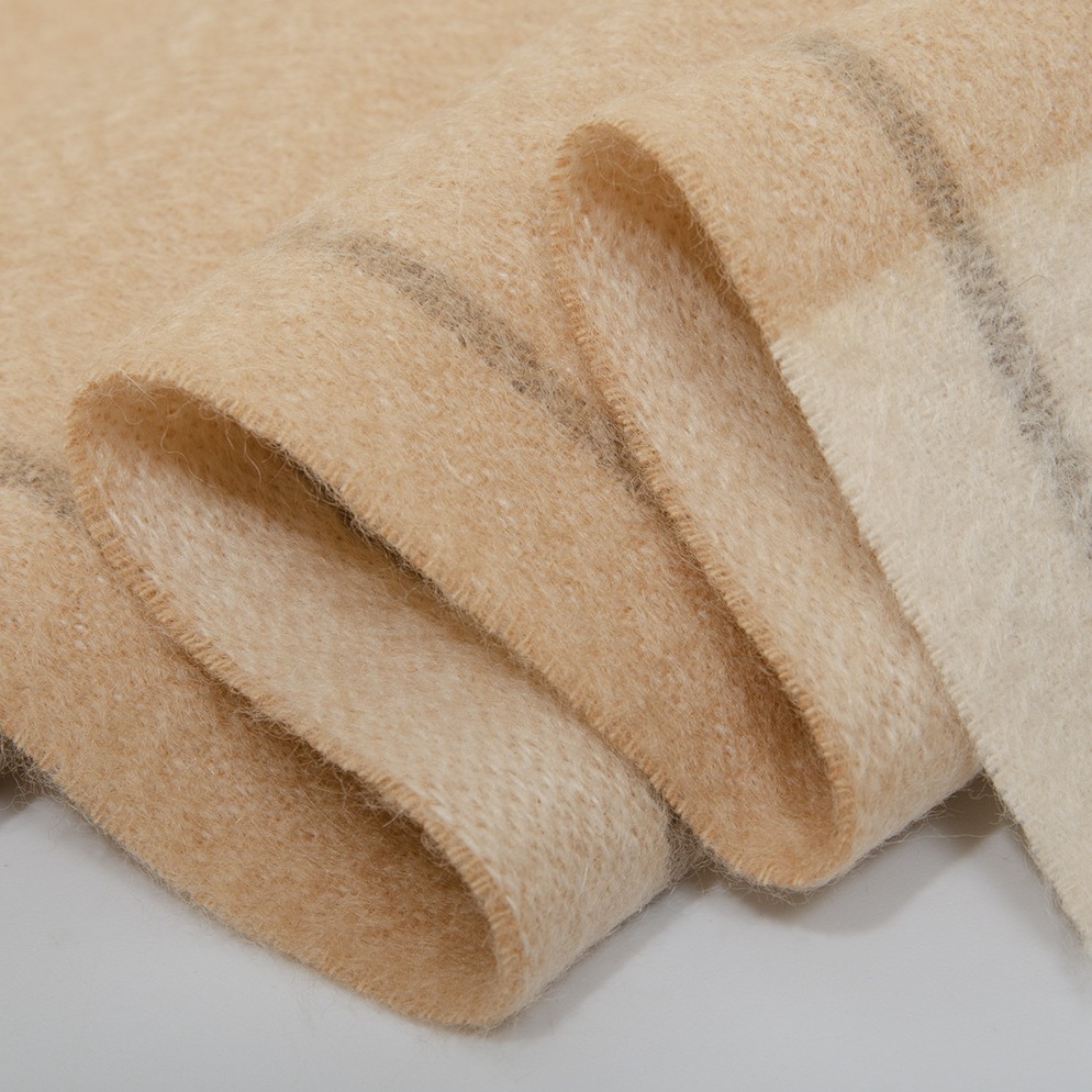 Fábrica de Mongolia interior pelo liso cachemira pura falsa ondulación del agua de doble cara llanura nueva bufanda Otoño e Invierno borla color a juego