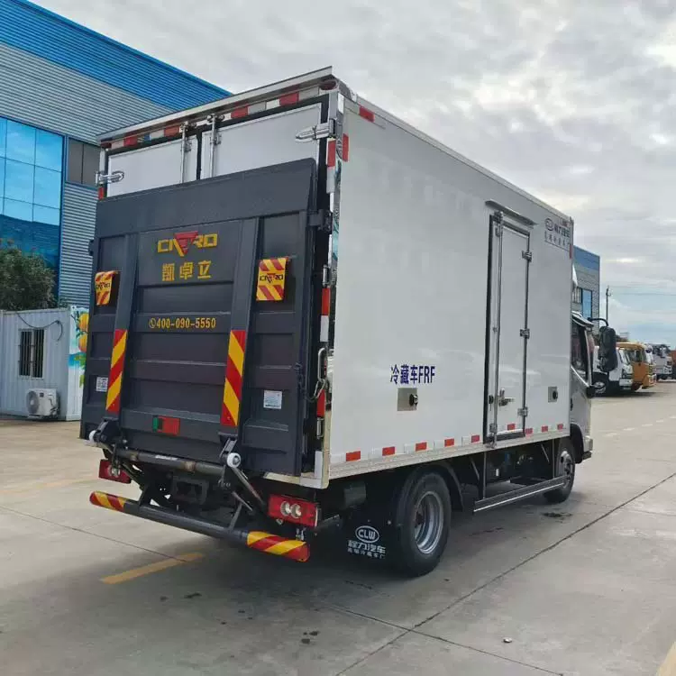 东风途逸冷藏车面包冷藏车海鲜冷藏保温车优质供应