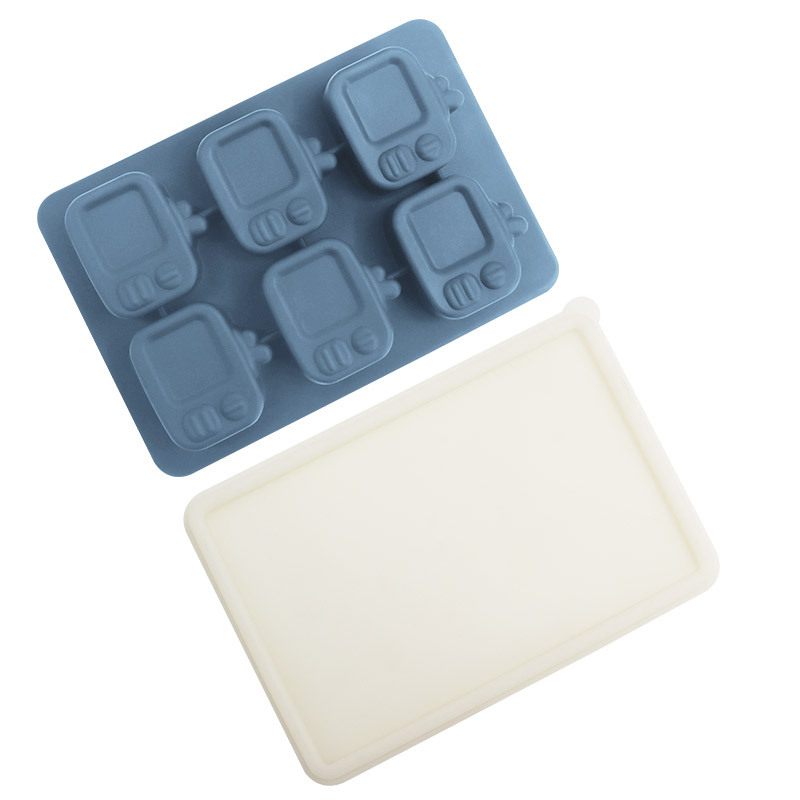 Whisky transfronterizo de dibujos animados rejilla de hielo de silicona molde de hielo con tapa molde de hielo para hockey sobre hielo caja de almacenamiento de hielo para el hogar en stock