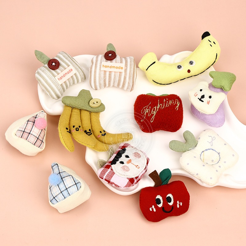 创意卡通蔬菜水果毛绒玩具装饰挂件可爱香蕉苹果服装包包玩偶挂饰