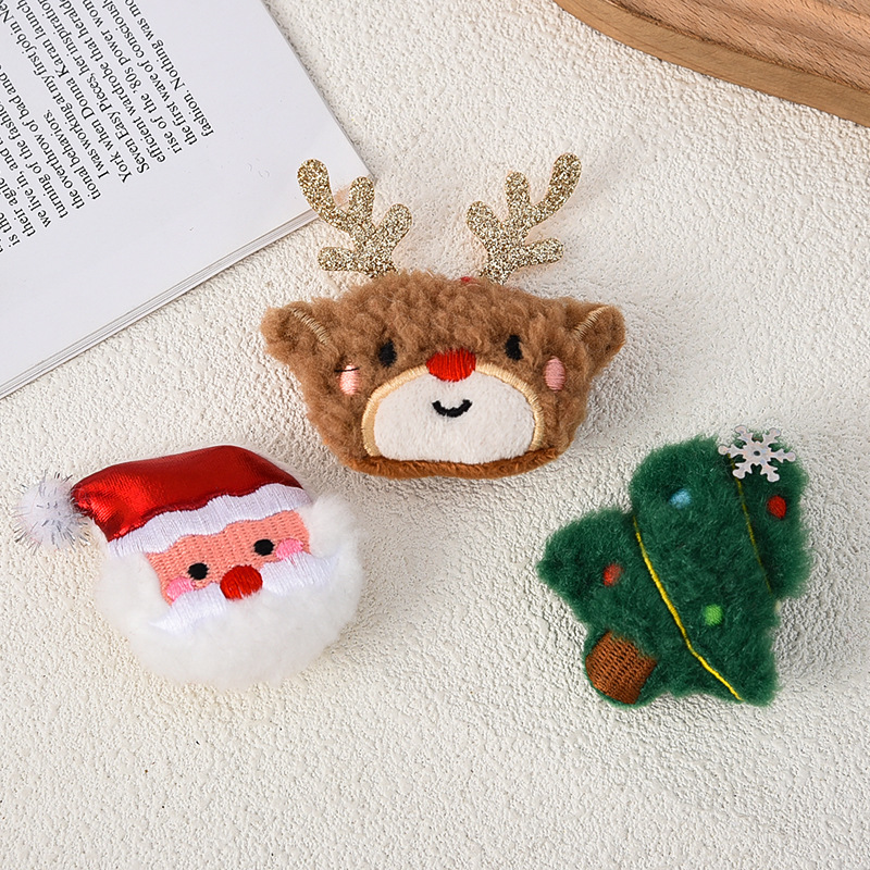 Christmas Series Plush Cotton-Filled Doll DIY New Brooch Versatile for Girls Bag Scarf Accessories Christmas Gift