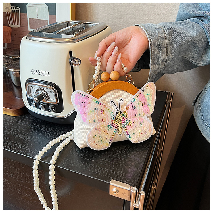 Frau Klein Segeltuch Schmetterling Süß Perlen Magnetschnalle Kuppeltasche display picture 7