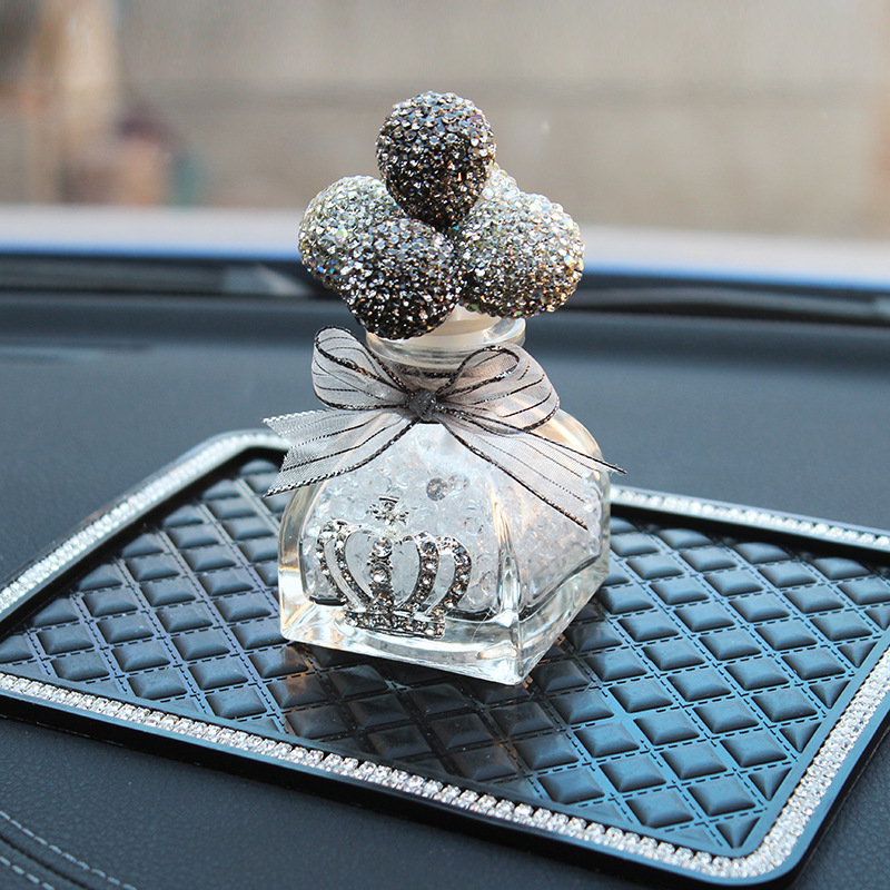 Coche globo de diamantes corona de ciervo cisne botella de cristal con diamantes adornos de oso asiento de perfume creativo dly hembra
