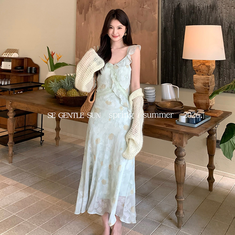 Xiu Xixi Thirteen Lines 2026 Spring White Label Elegant Lace High-Waisted Slimming Dress for Women 88481