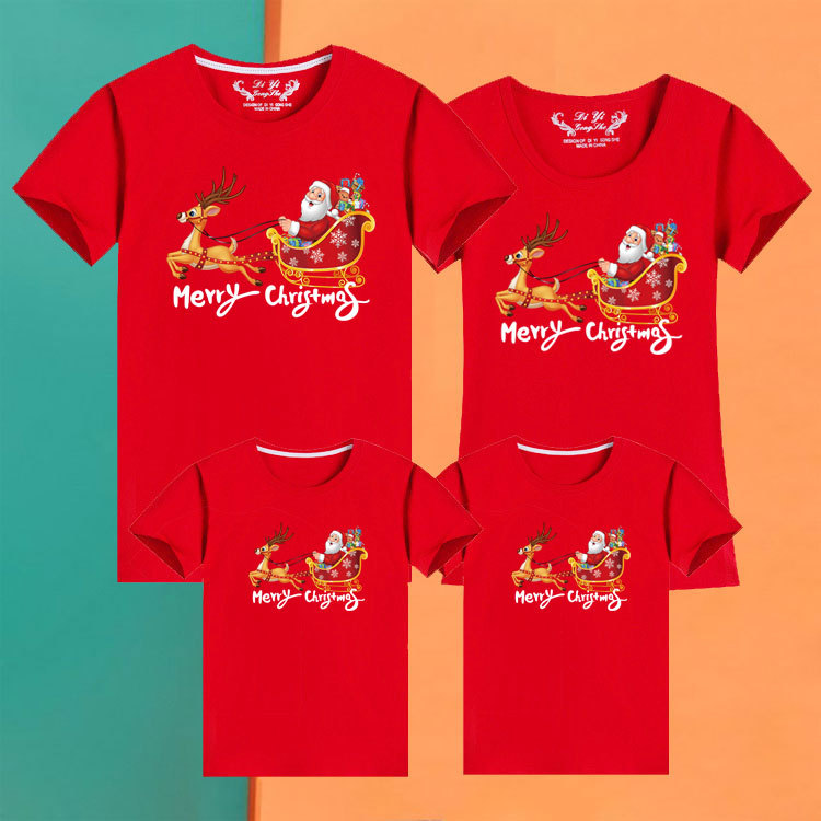 Christmas matching short-sleeved family outfits for four, including reindeer-drawn sleighs, perfect for kindergarten activities, class uniforms, and mother-daughter T-shirts.