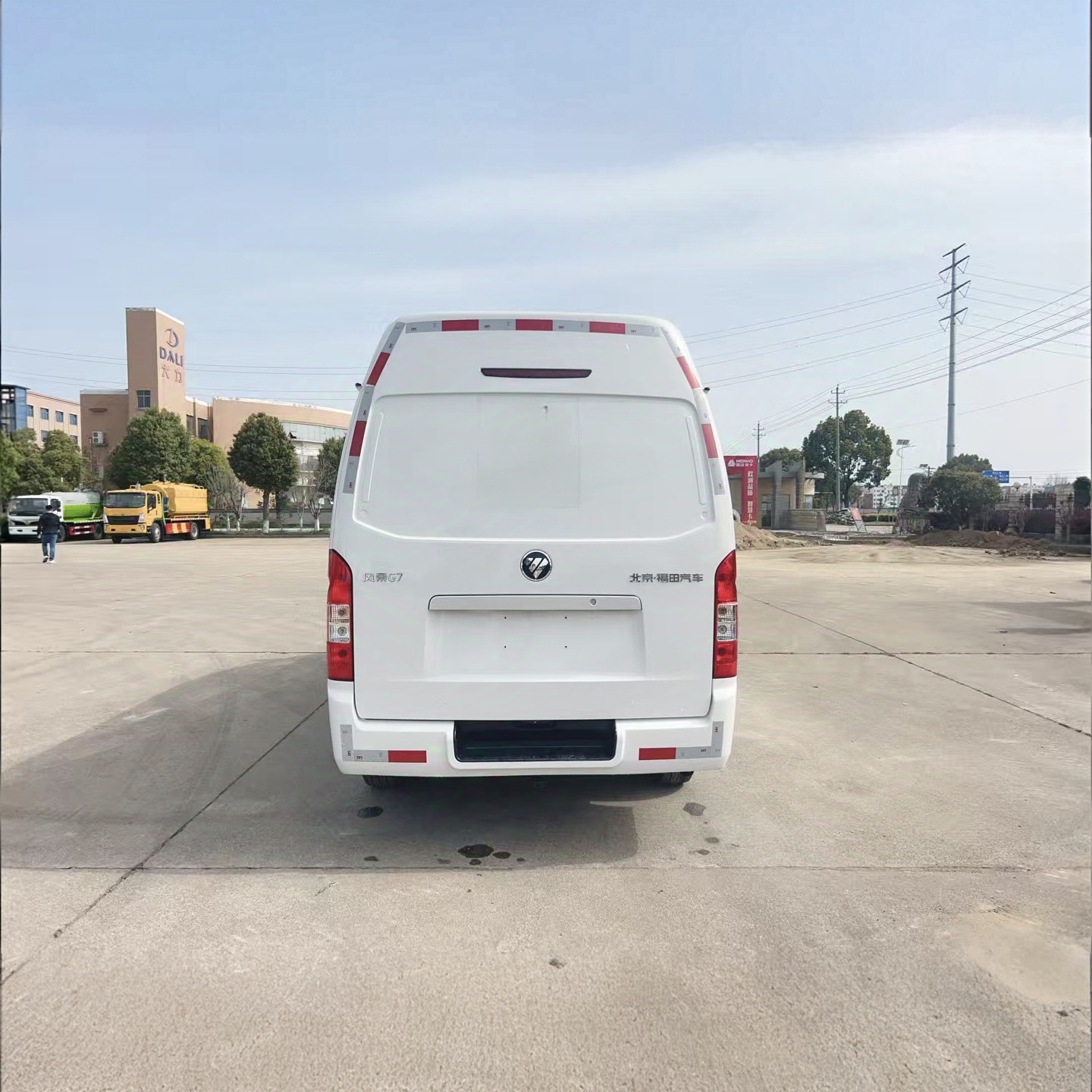 容积3立方面包冷藏车 福田风景G7汽油160马力 冰淇淋配送零下20度