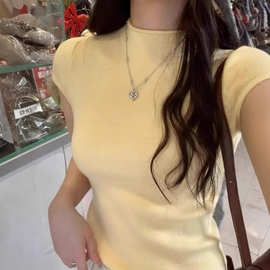 韩系别致微高领正肩修身薄款短袖针织衫女2025新款内搭上衣