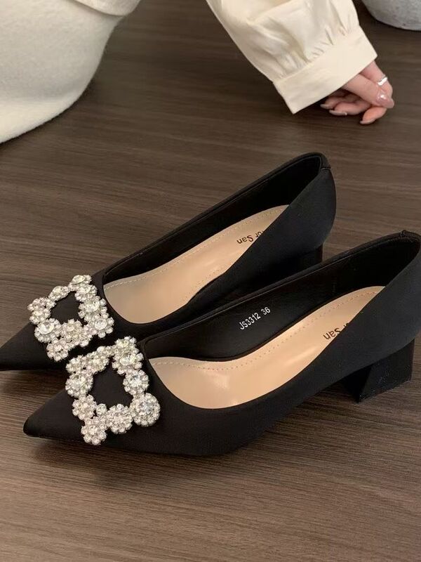 Thick-Heeled Flats Women's Shoes 2025 Spring Fashion New French Style Small Fragrant Pointed Toe Rhinestone Shallow Mouth Soft Leather Mid-Heeled Shoes