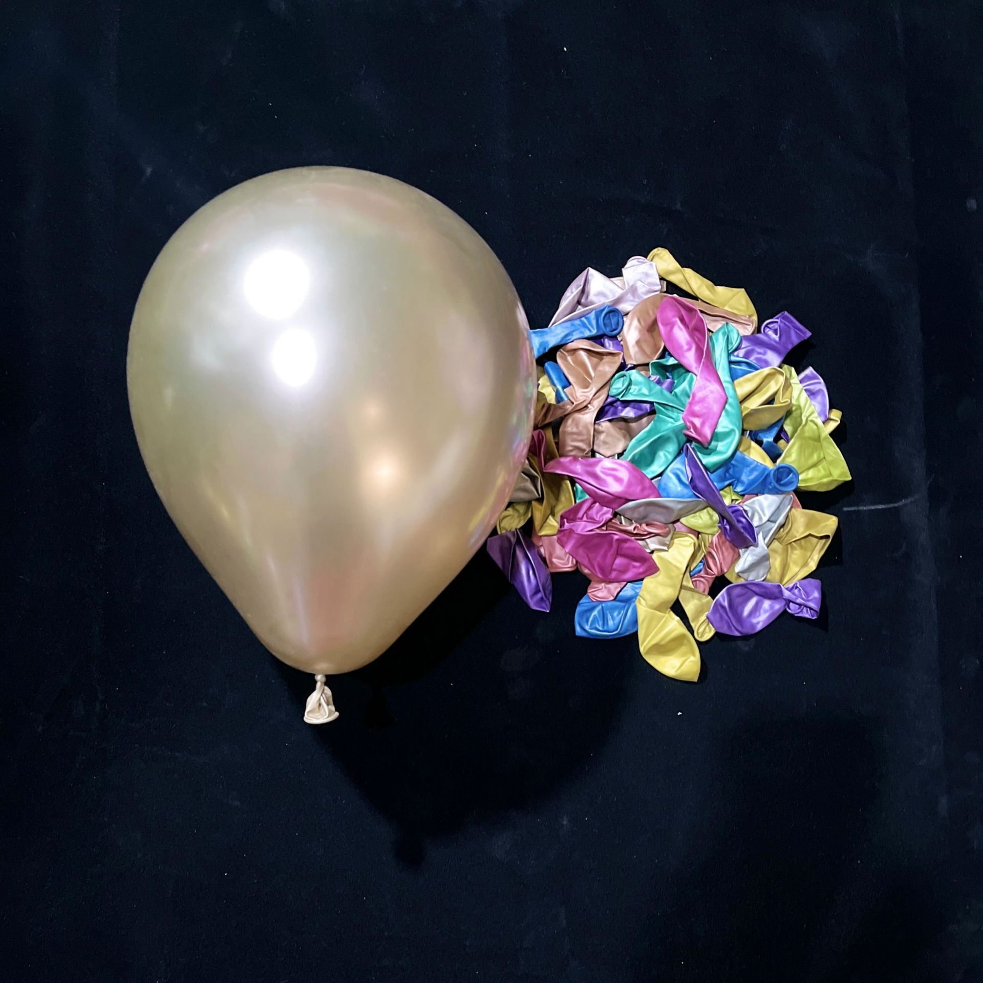 Fábrica al por mayor 1,8G globo metálico engrosado globo de látex de 10 pulgadas globo de arreglo de cumpleaños de boda