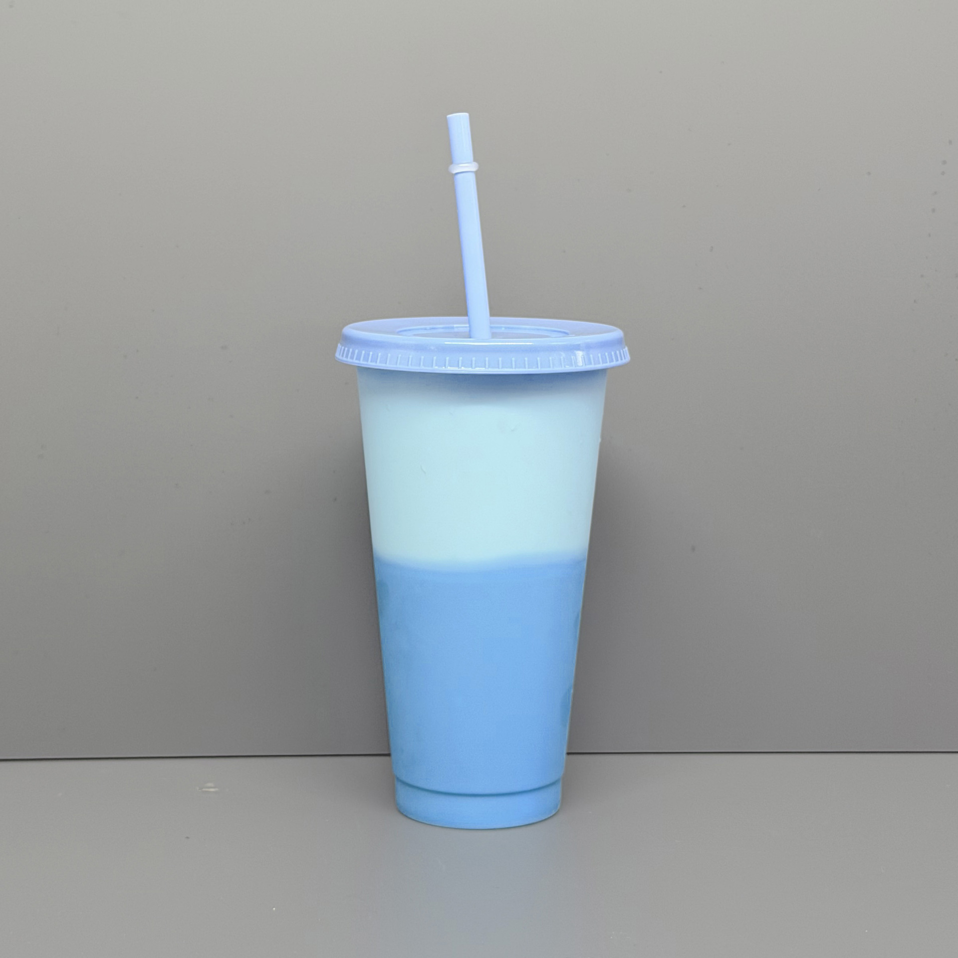 Vaso de 16oz 24oz 710ml sensible a la temperatura que cambia de color, vaso esmerilado de Amazon con tapa y pajita.