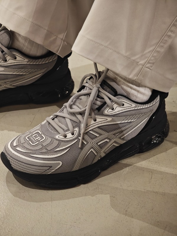 ランニングシューズ GEL-KINETICFLUENT トレンド感あふれる万能ローカットシューズ インヒールで身長アップ 男女兼用 カップル向けスポーツシューズ|undefined