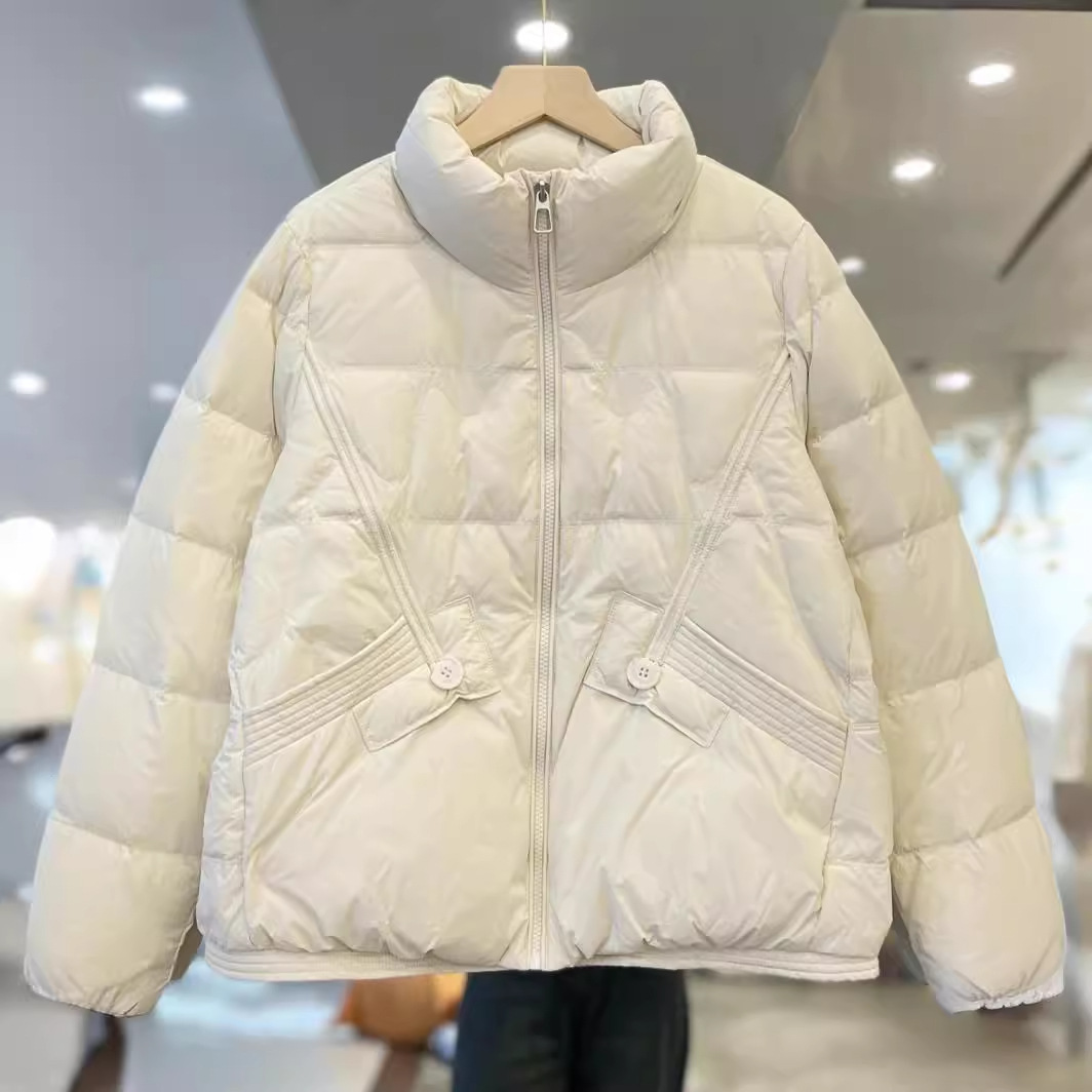 韩国轻薄羽绒服女2024新款短款时尚洋气宽松立领白鸭绒保暖冬外套